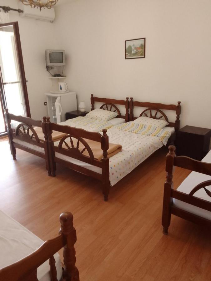 Guesthouse Djurisic 赫尔采格诺维 外观 照片