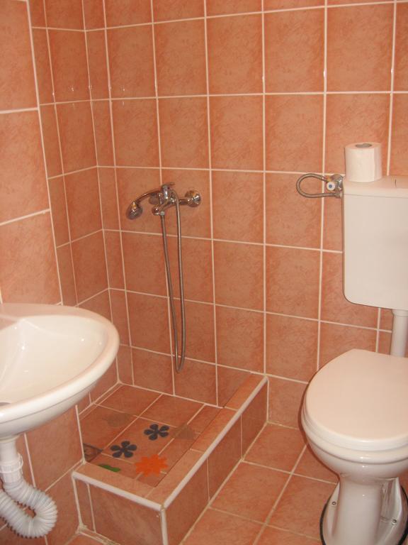 Guesthouse Djurisic 赫尔采格诺维 外观 照片